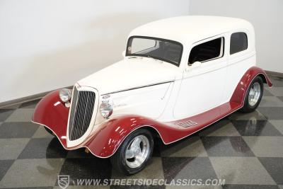 1933 Ford Victoria Restomod