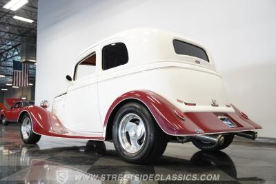 1933 Ford Victoria Restomod