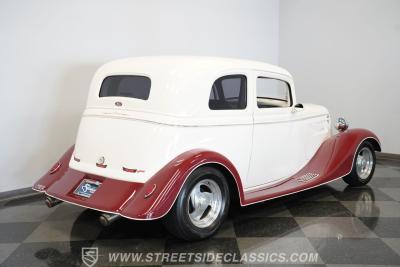 1933 Ford Victoria Restomod