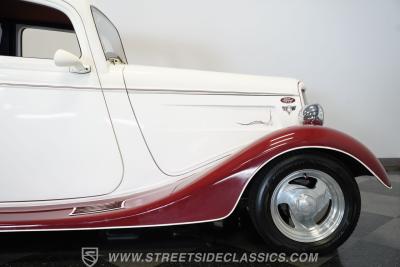 1933 Ford Victoria Restomod