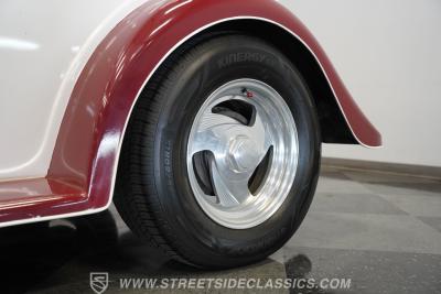 1933 Ford Victoria Restomod