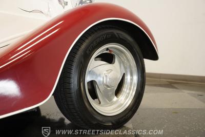 1933 Ford Victoria Restomod