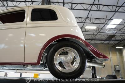 1933 Ford Victoria Restomod