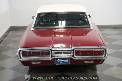 1965 Ford Thunderbird