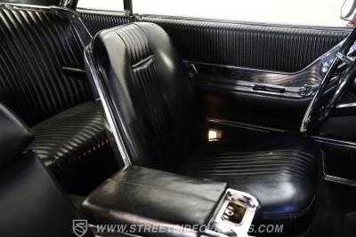 1965 Ford Thunderbird