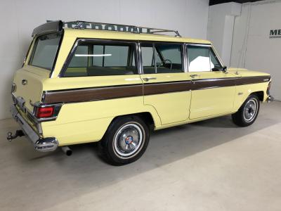 1973 Jeep Wagoneer