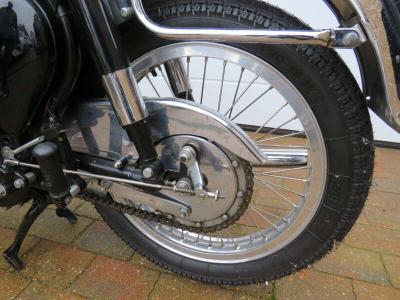 1959 BSA DBD34 GOLD STAR