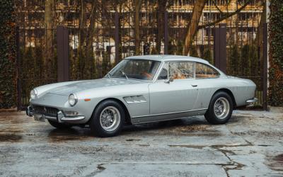 1966 Ferrari 330 GT 2+2 Series II