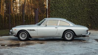 1966 Ferrari 330 GT 2+2 Series II