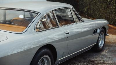 1966 Ferrari 330 GT 2+2 Series II