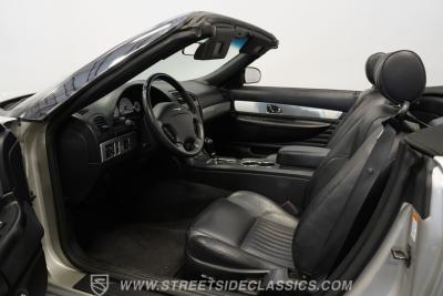 2004 Ford Thunderbird