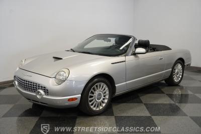 2004 Ford Thunderbird