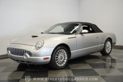 2004 Ford Thunderbird