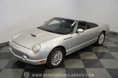 2004 Ford Thunderbird