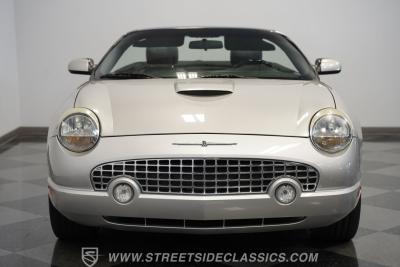 2004 Ford Thunderbird
