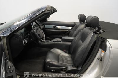 2004 Ford Thunderbird