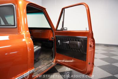 1968 Chevrolet C10 LS 5.3L Restomod