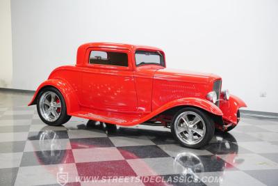 1932 Ford 3-Window Coupe