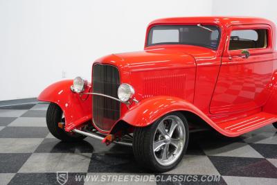 1932 Ford 3-Window Coupe