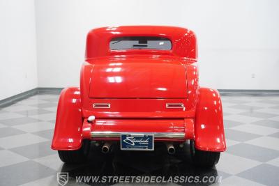 1932 Ford 3-Window Coupe