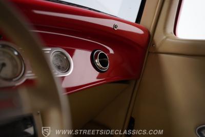 1932 Ford 3-Window Coupe