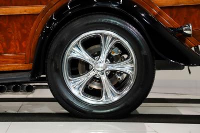 1933 Ford Custom  Woody