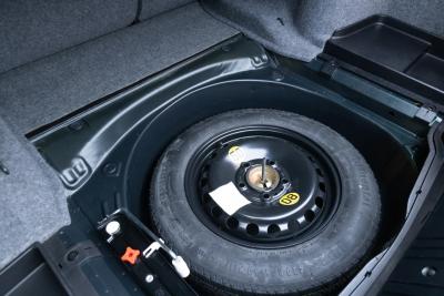 2001 BMW 323 Ci Coup&eacute; Farngr&uuml;n &ldquo;25.000 kilometers&rdquo;