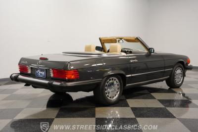 1989 Mercedes - Benz 560SL R107