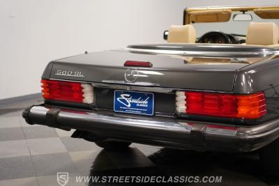 1989 Mercedes - Benz 560SL R107