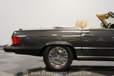 1989 Mercedes - Benz 560SL R107