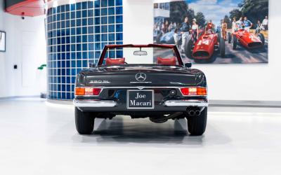 1971 Mercedes - Benz 280 SL Pagoda
