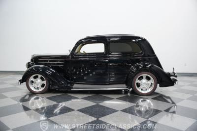 1936 Ford Tudor Slantback Streetrod
