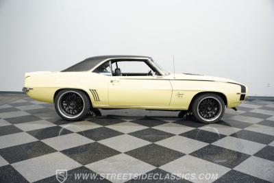 1969 Chevrolet Camaro SS 350 Tribute