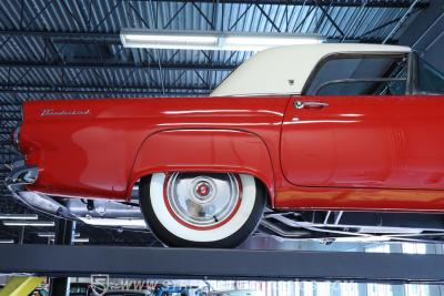 1955 Ford Thunderbird