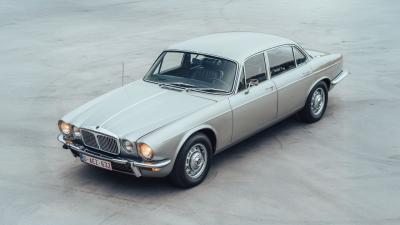 1974 Daimler Double-Six Series II