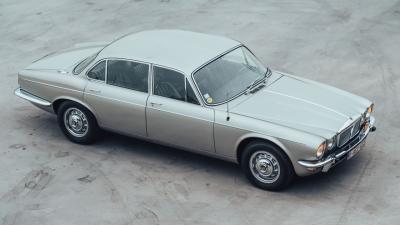 1974 Daimler Double-Six Series II
