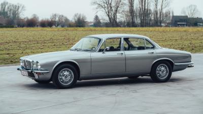 1974 Daimler Double-Six Series II
