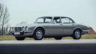 1974 Daimler Double-Six Series II