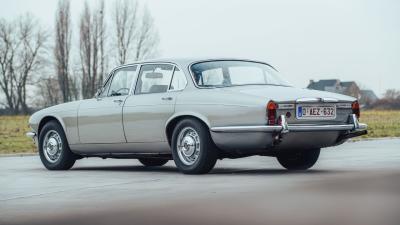 1974 Daimler Double-Six Series II