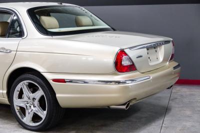 2006 Jaguar 42710 mile XJ8