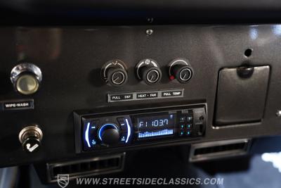 1973 Ford Bronco 4x4 Restomod