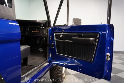 1973 Ford Bronco 4x4 Restomod