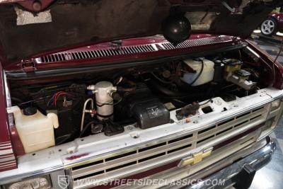 1990 Chevrolet G20 Conversion Van