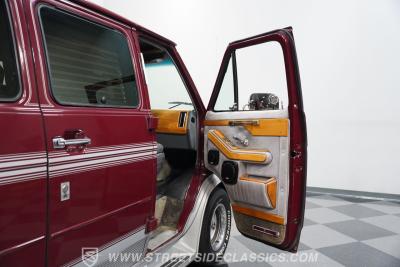 1990 Chevrolet G20 Conversion Van