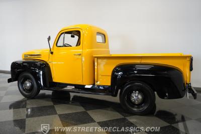1948 Ford F-1