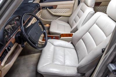 1989 Mercedes - Benz 420 SEL