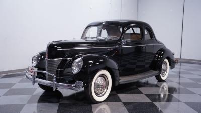 1940 Ford Deluxe Coupe