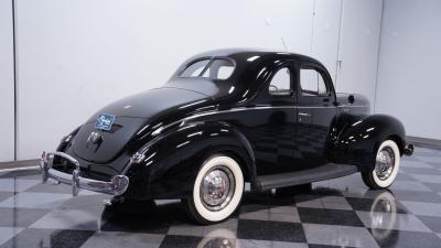 1940 Ford Deluxe Coupe