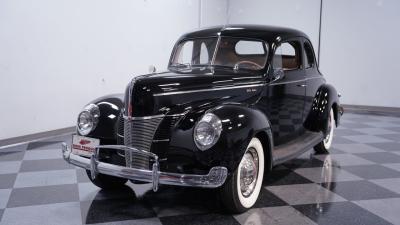 1940 Ford Deluxe Coupe