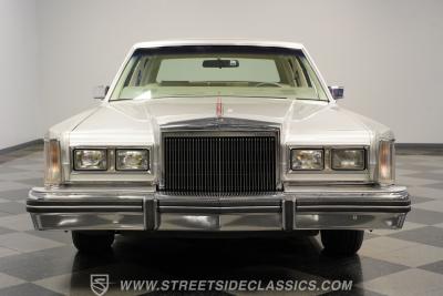 1984 Lincoln Town Car Signature Series